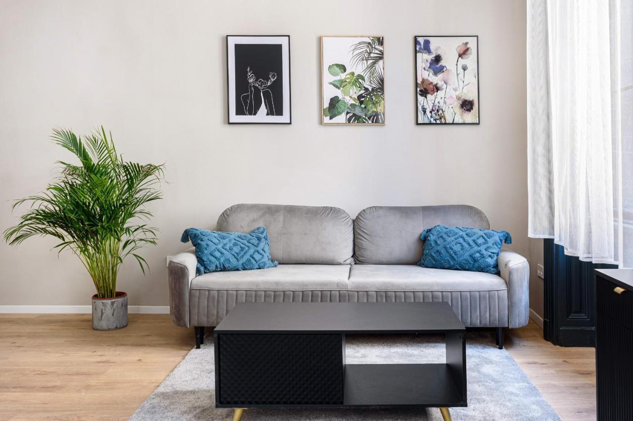 Luxurious & Spacious Central Apartment In The Kertesz Street Boedapest Buitenkant foto