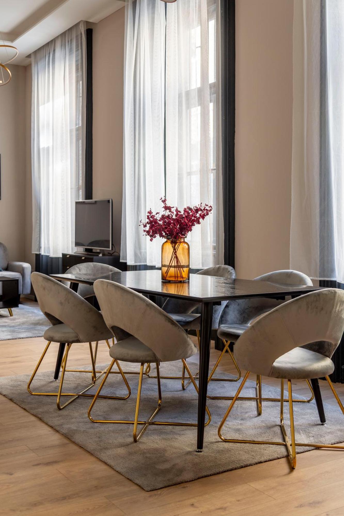 Luxurious & Spacious Central Apartment In The Kertesz Street Boedapest Buitenkant foto
