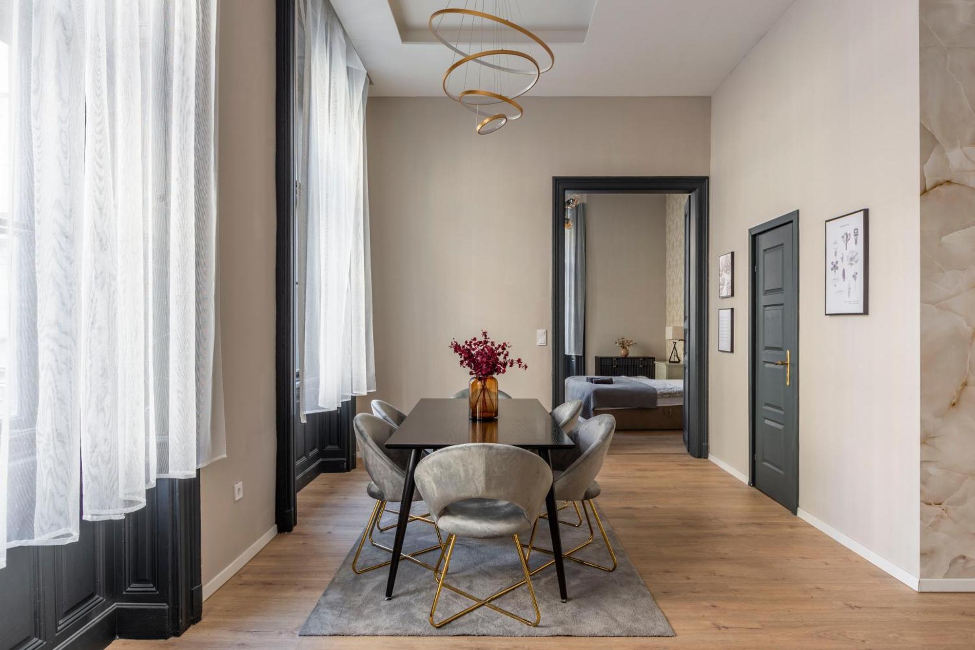 Luxurious & Spacious Central Apartment In The Kertesz Street Boedapest Buitenkant foto