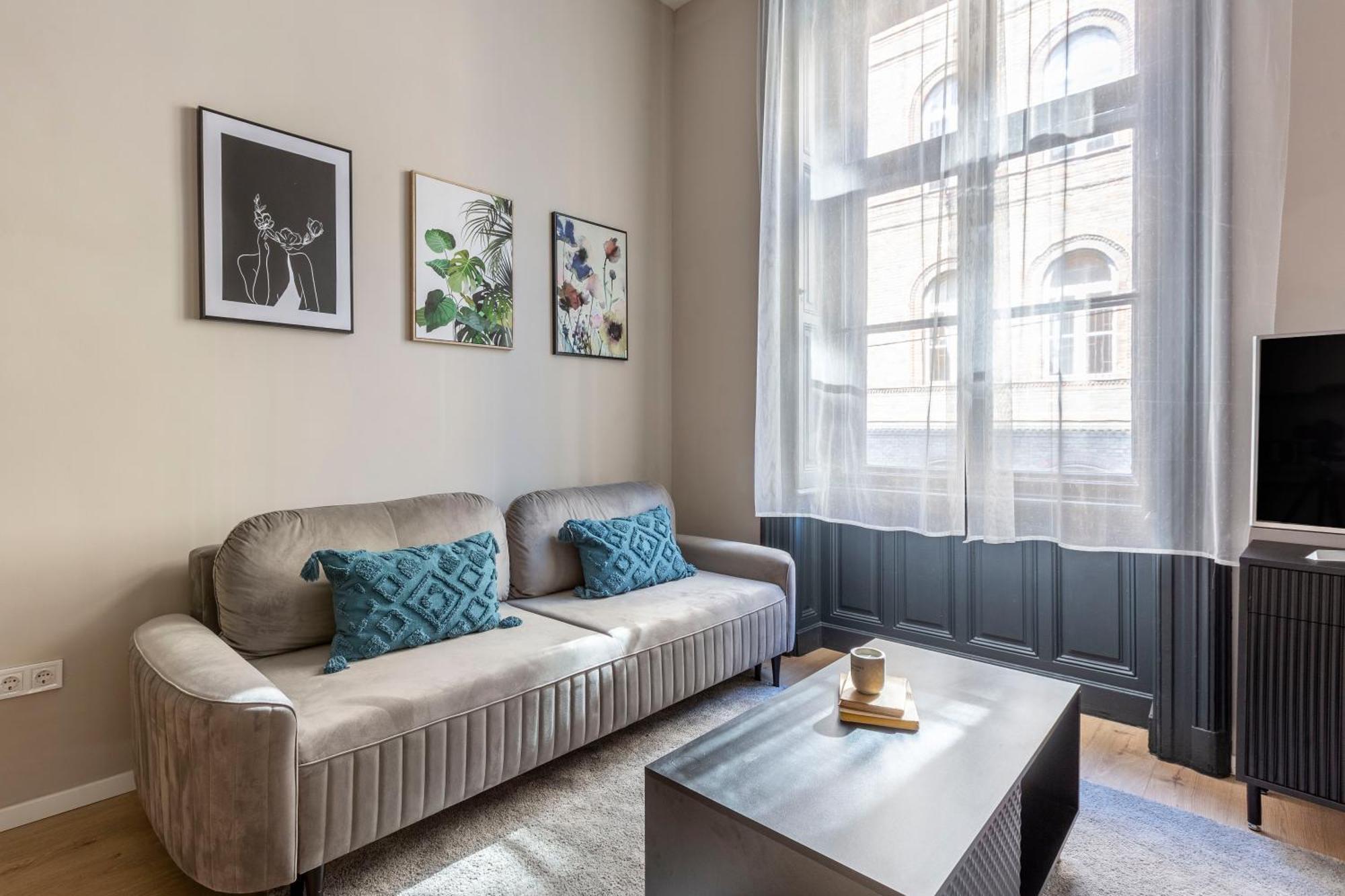 Luxurious & Spacious Central Apartment In The Kertesz Street Boedapest Buitenkant foto